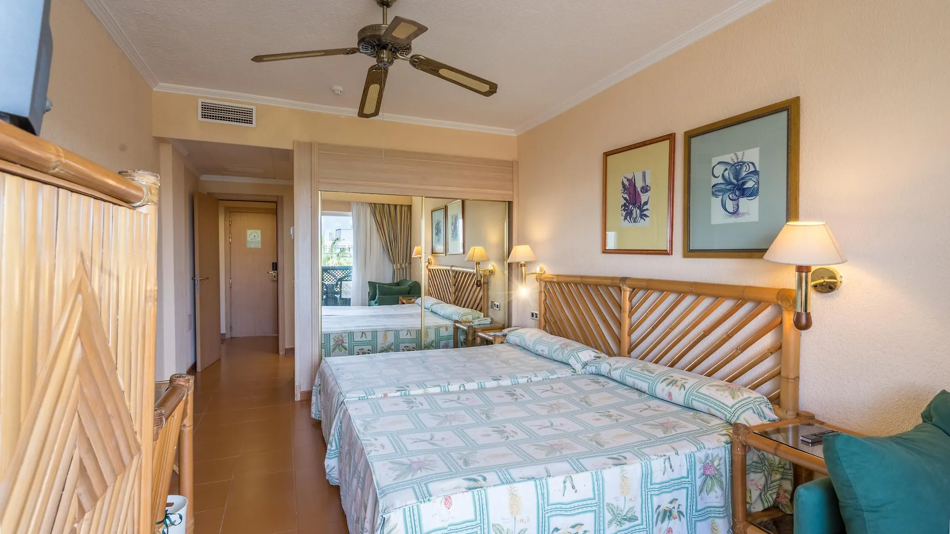 Bluesea Costa Bastian Hotel Costa Teguise